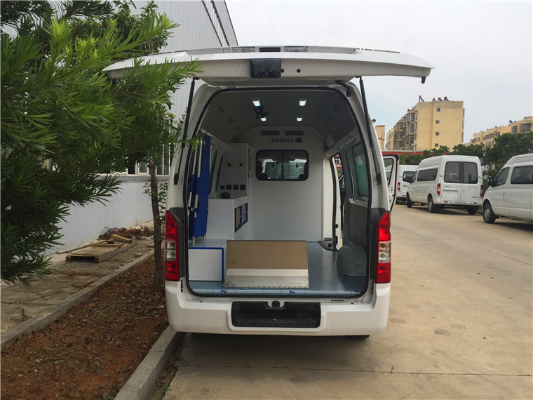 福田G7救護(hù)車空間大價格實惠(國五)圖片4